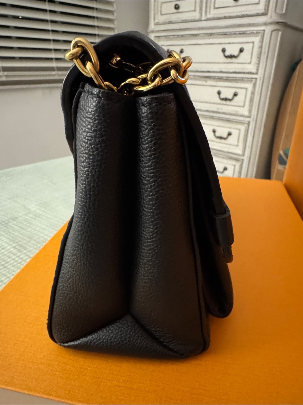 Louis Vuitton Vavin PM Monogram Empreinte Noir Black Leather Shoulder Bag - Picture 13 of 16